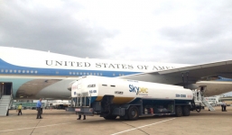 Chuyên cơ chở Tổng thống Obama được bơm 35 tấn xăng trước khi rời Tân Sơn Nhất